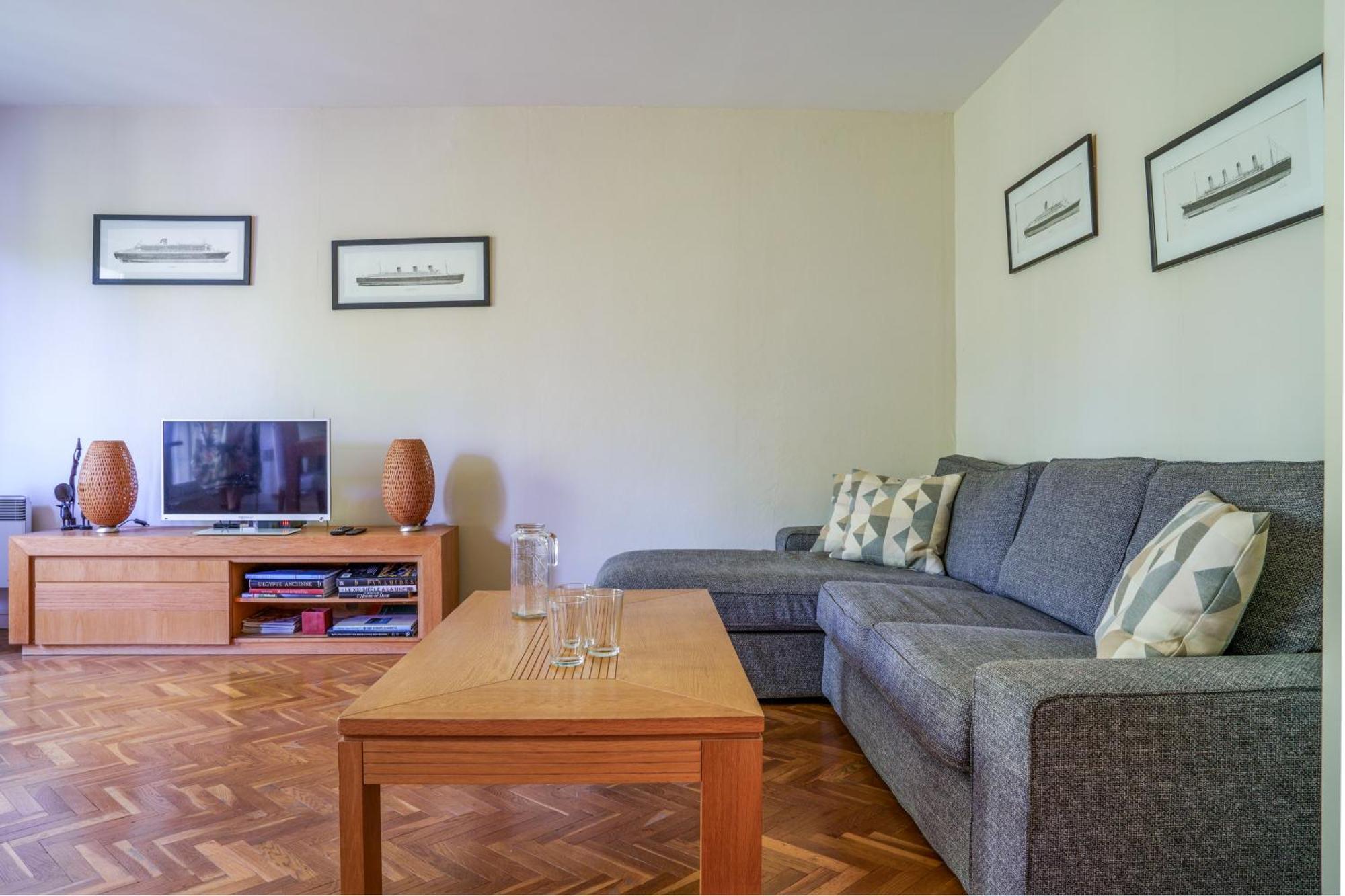 Appartement Tours Centre Avec Parking 4 P Екстериор снимка